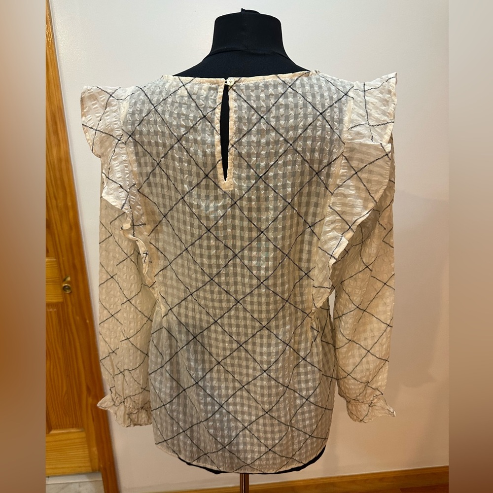 LOFT White Plaid Ruffle Sleeve Blouse Size M in excellent condition - Picture 2 of 16